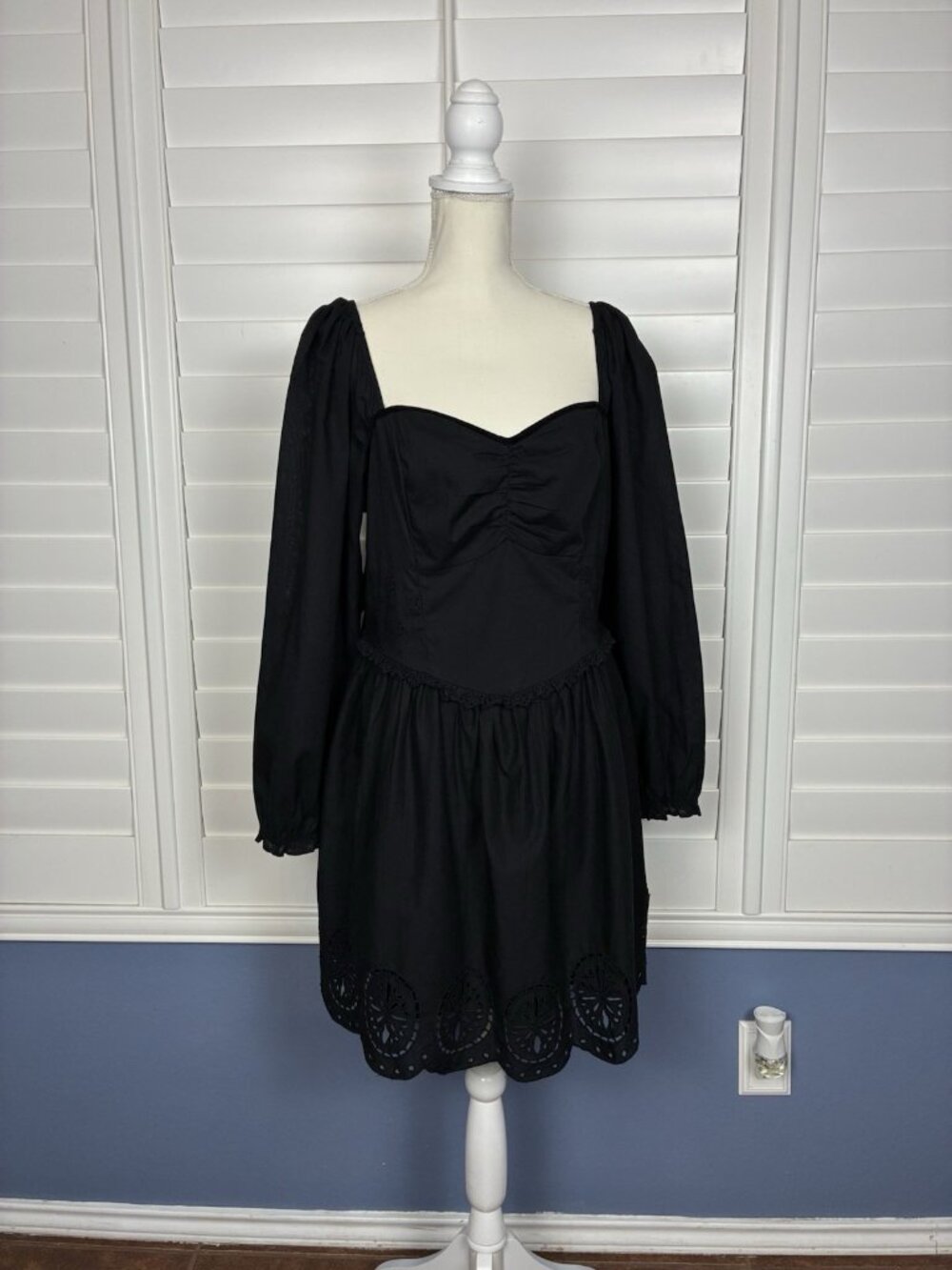 American Eagle Women’s XL Black Eyelet Sweetheart Balloon Sleeve Mini Dress